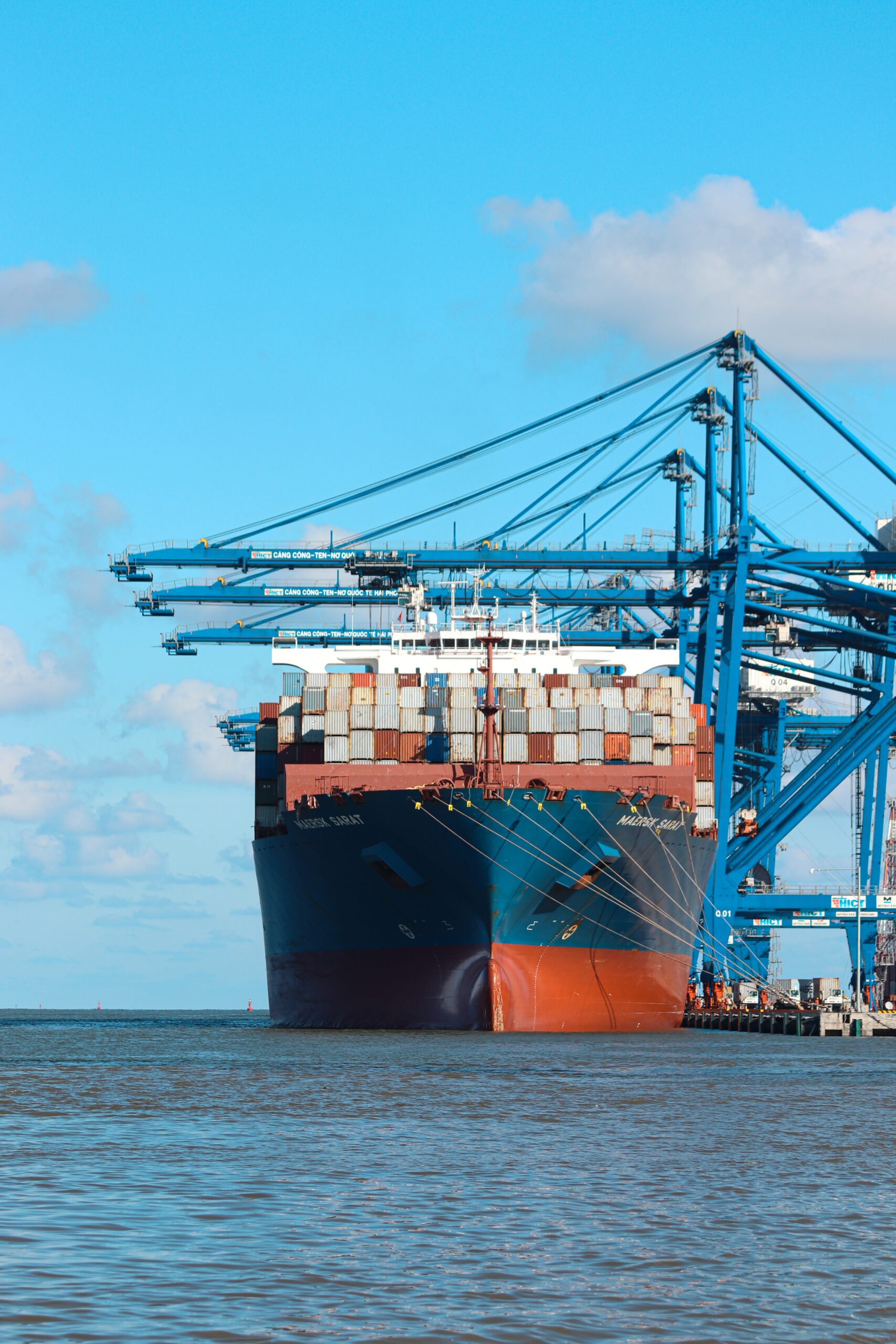 A consignee is considered to be a legitimate respondent in intellectual property proceedings